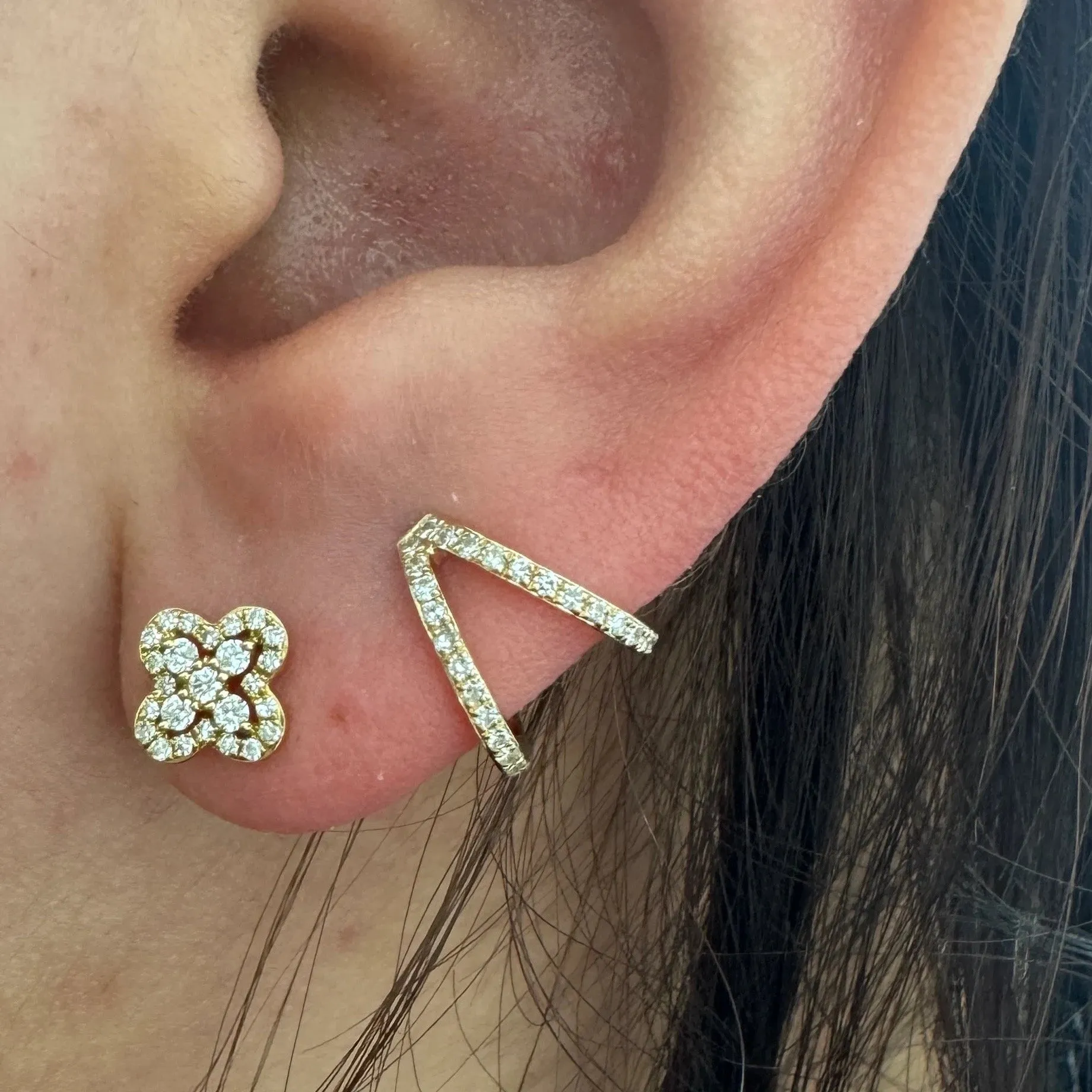 Clover Diamond Ear Tops