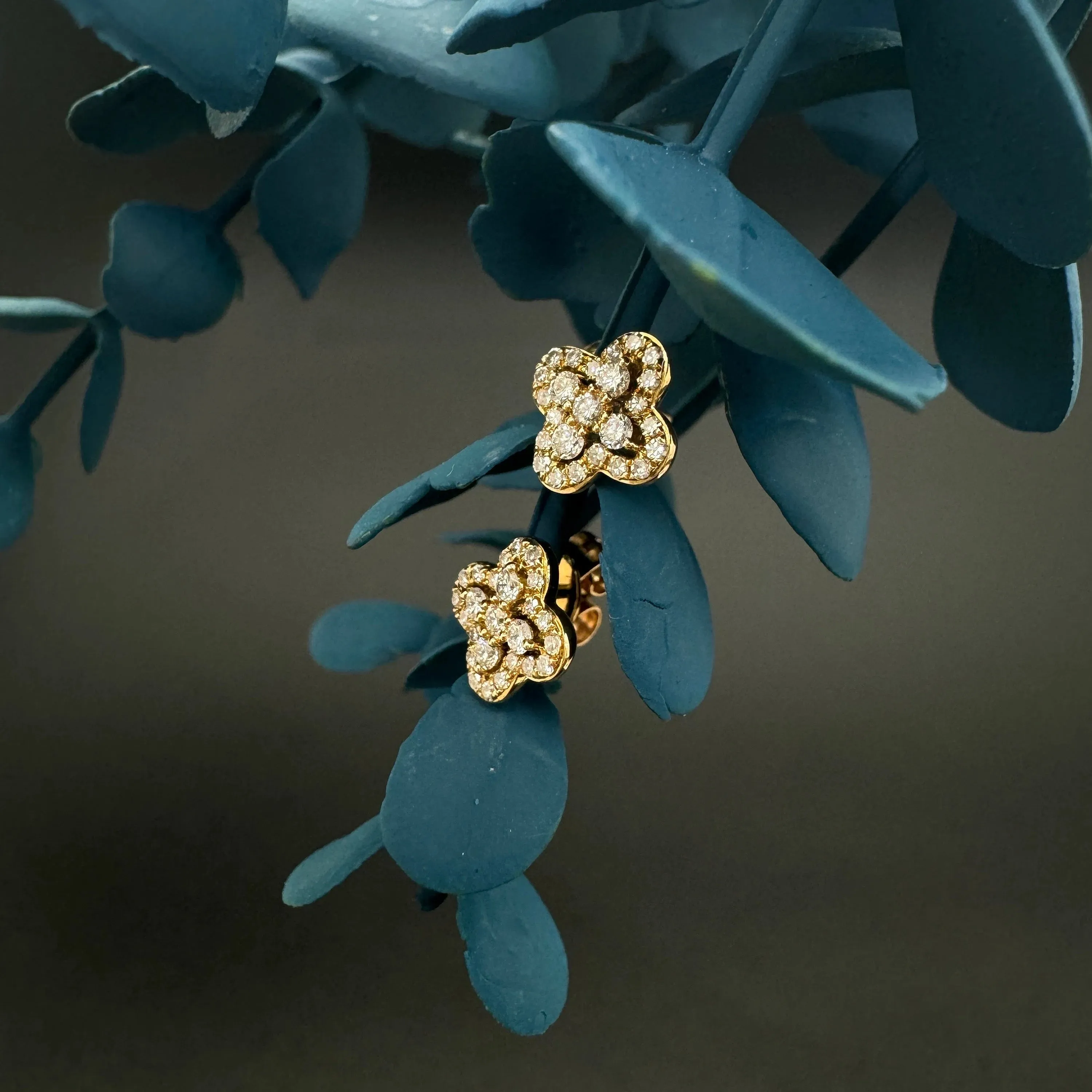 Clover Diamond Ear Tops