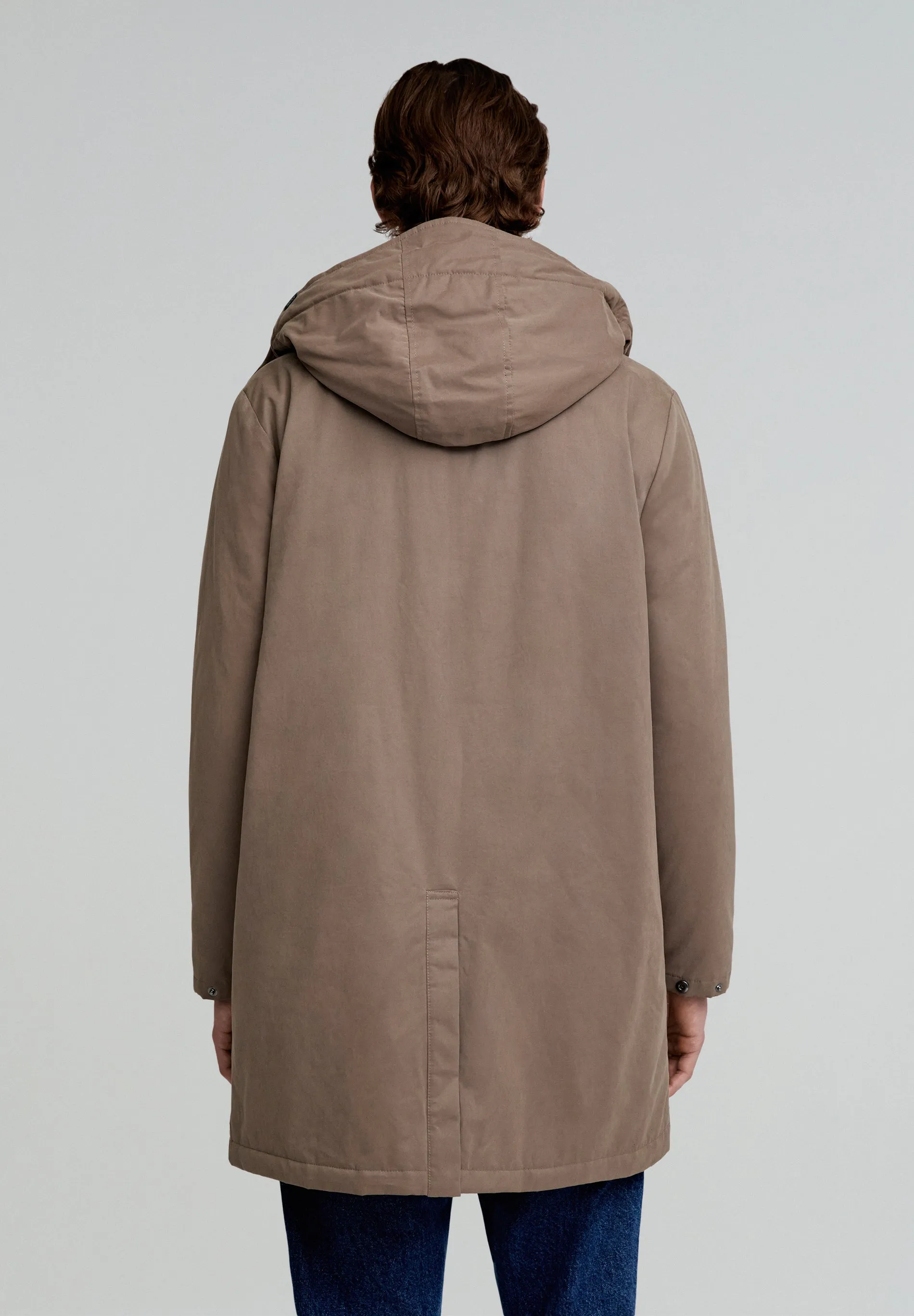 PARKA TIPO TRENCH CAPUCHA DESMONTABLE