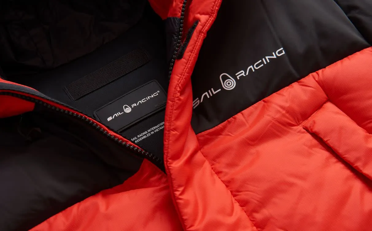 Sail Racing Men&#x27;s Cloud Down Parka Bright Red | Buy Sail Racing Men&#x27;s Cloud Down Parka Bright Red here | Outnorth