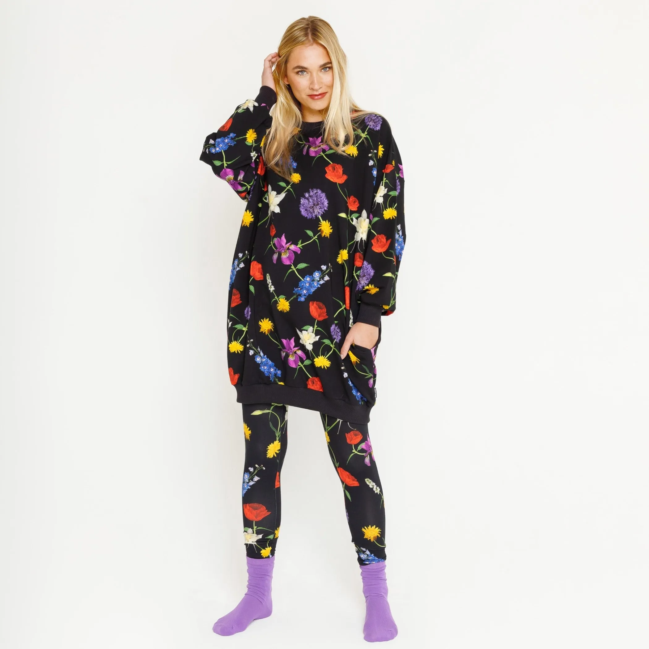 SNURK Bouquet Black Sweater Dress Ladies