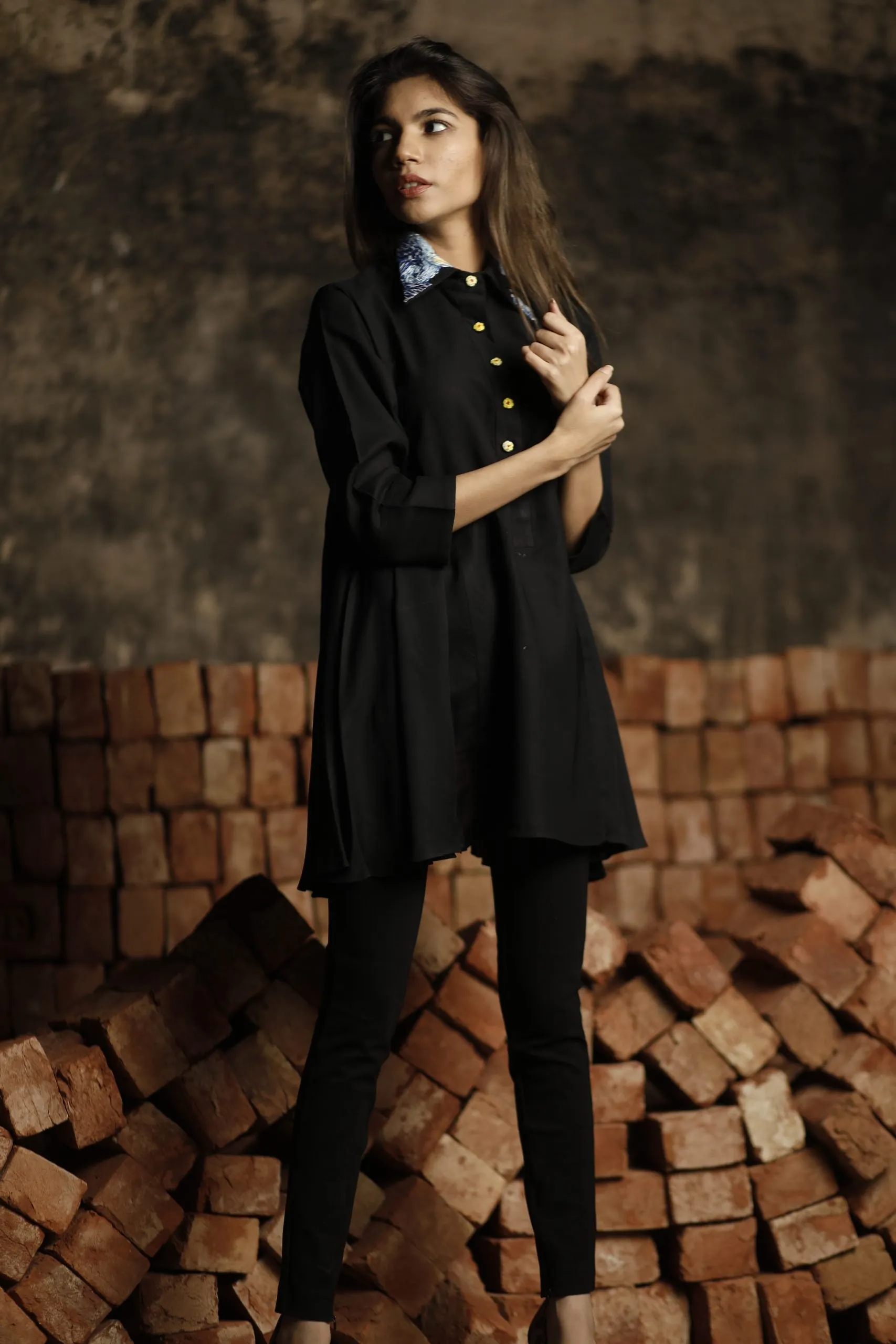 VAN GOGH BACKLESS SHIRT